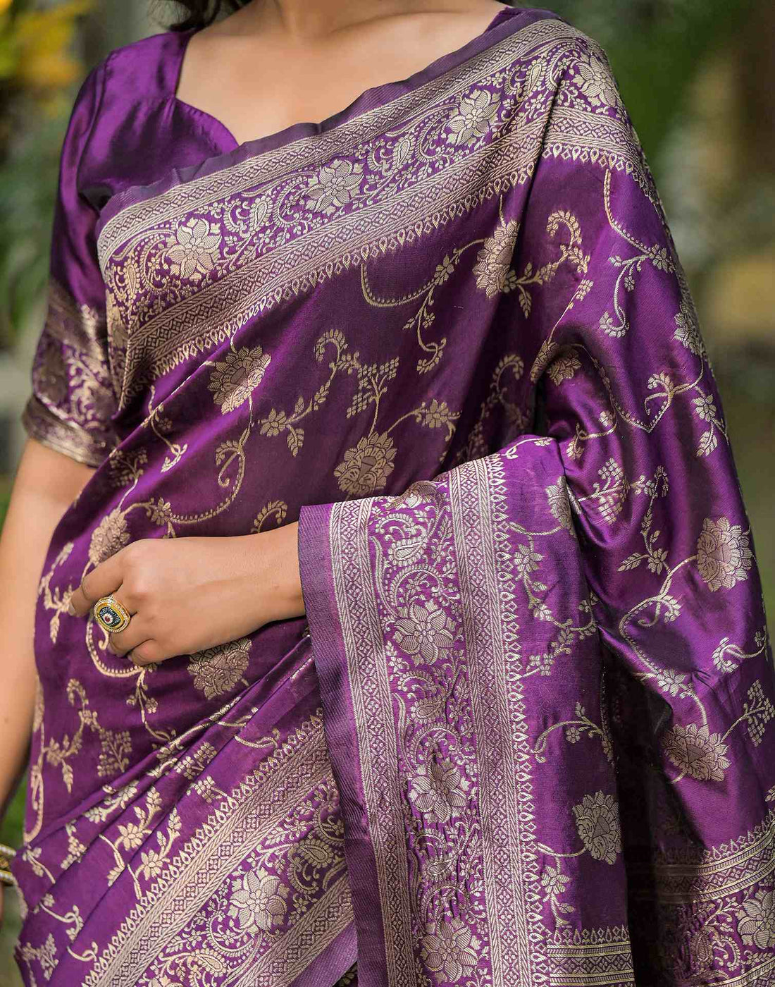 Dark Purple Silk Woven Banarasi Saree