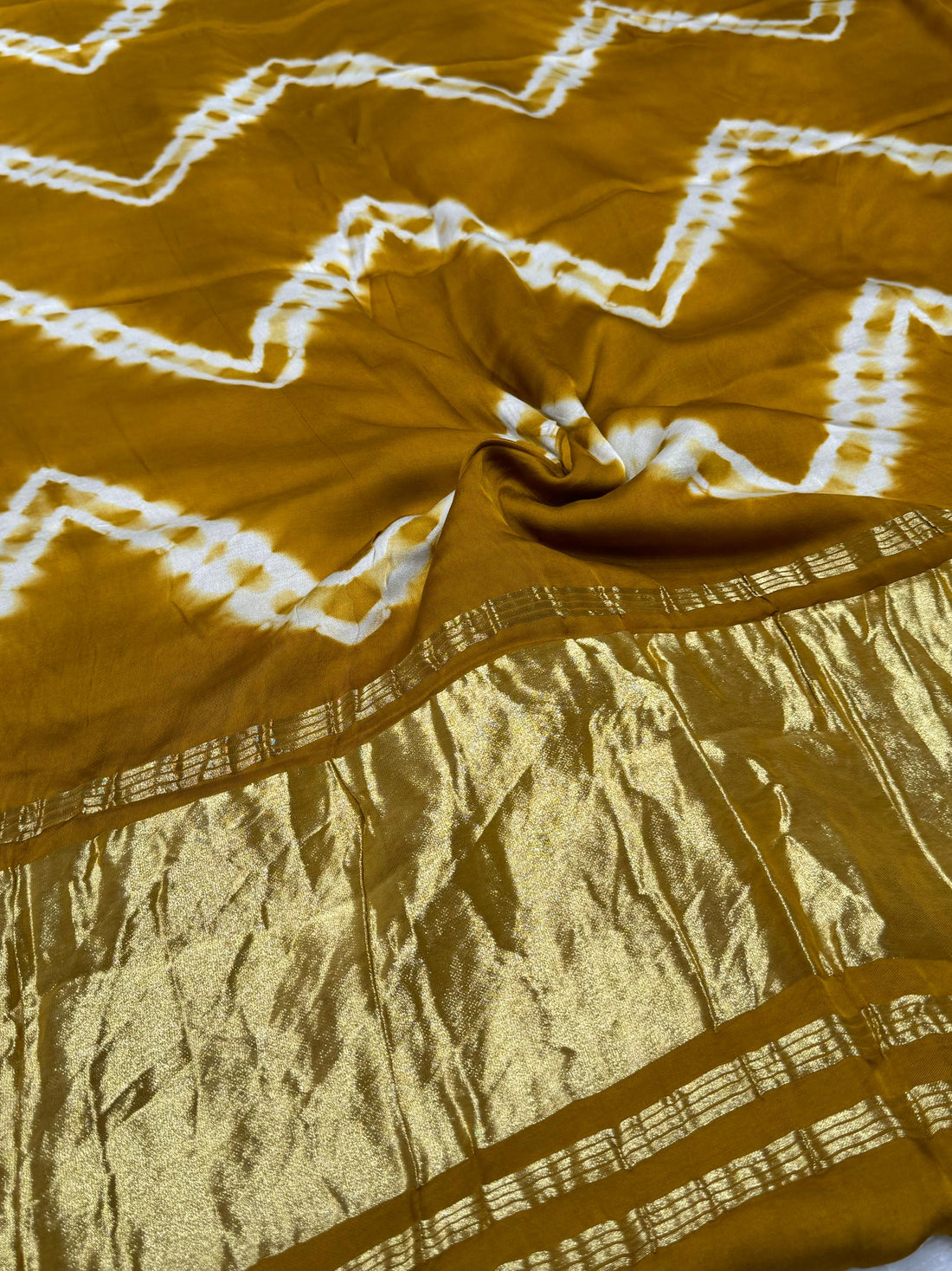 Musterd Leriya Modal Silk Zari Pallu Saree And Tie Dye Ajrakh