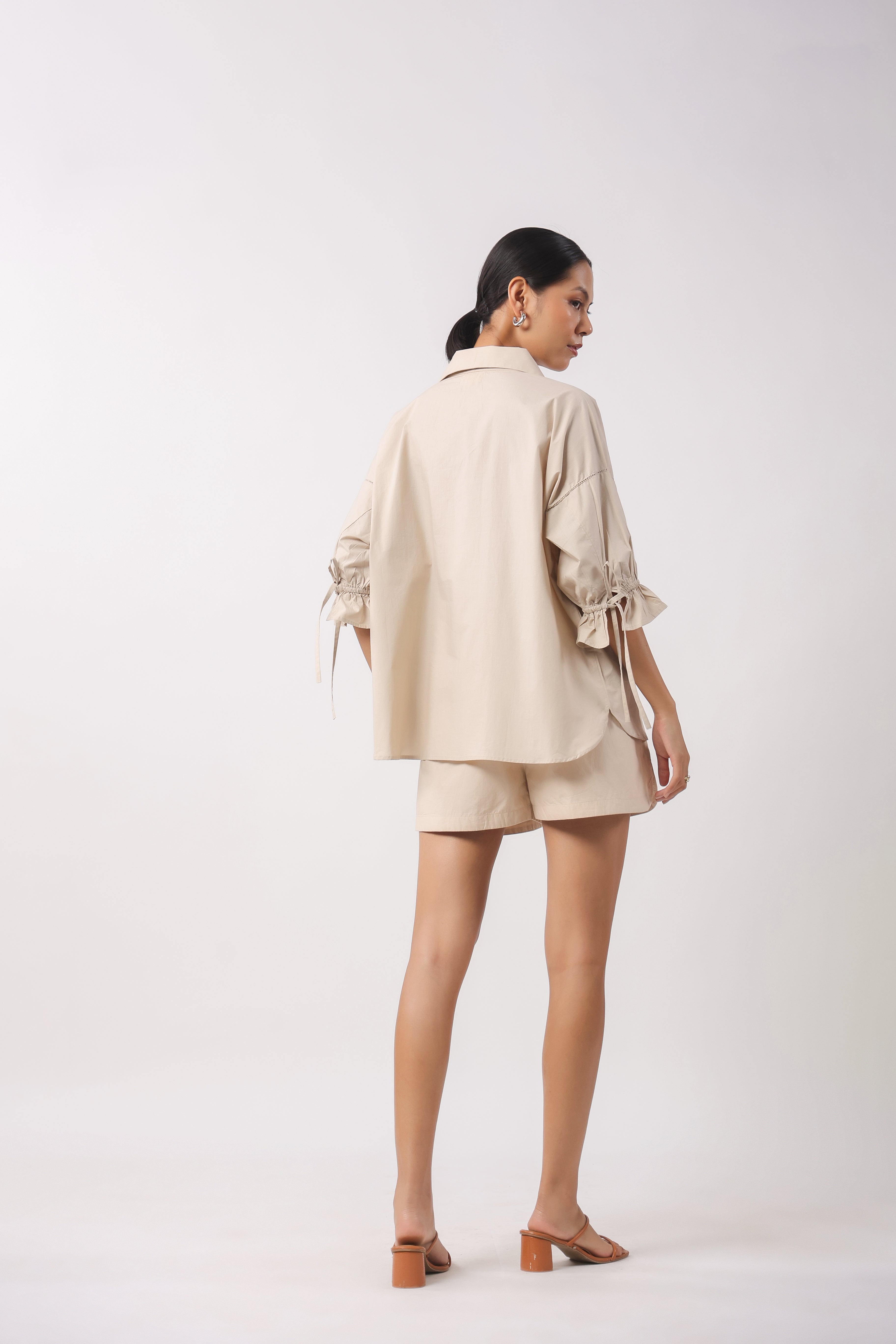 Women Beige Solid Cotton 3/4 Sleeve Shirt Collar Co-Ord Set