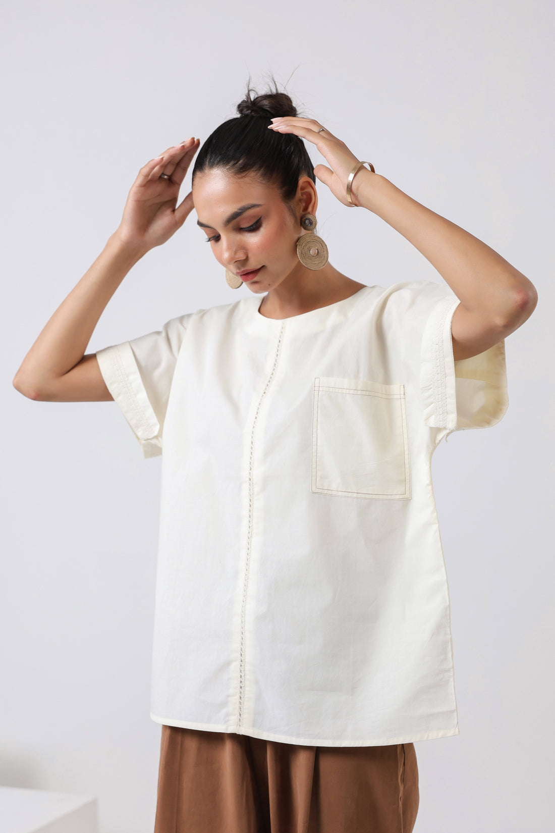 Women's off White Cotton Top